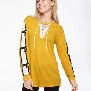 ❤️VICTORIA SECRET PINK CAMPUS LONG SLEEVE TEE❤️